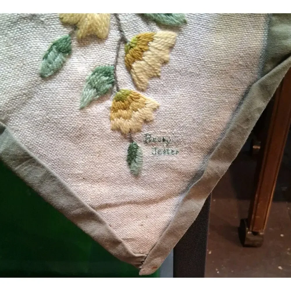 Vintage Crewel Embroidery Bell Pull Floral Linen Hand Stitched Hanger 46.5 × 7.5